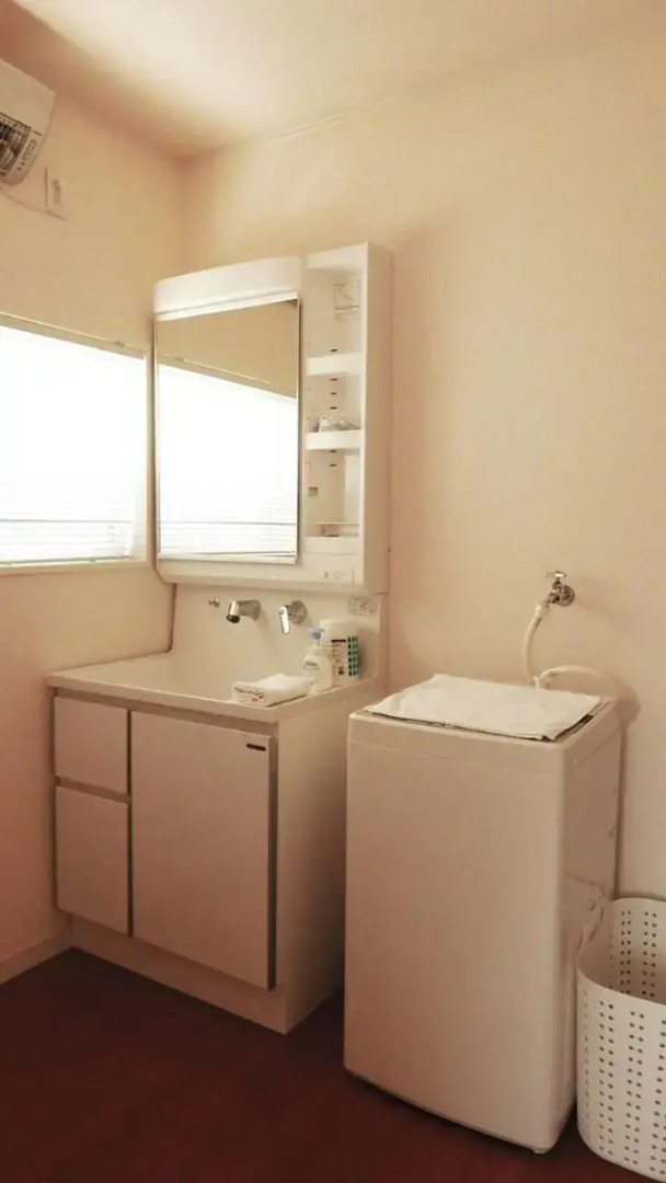 Akizuki Gallery House