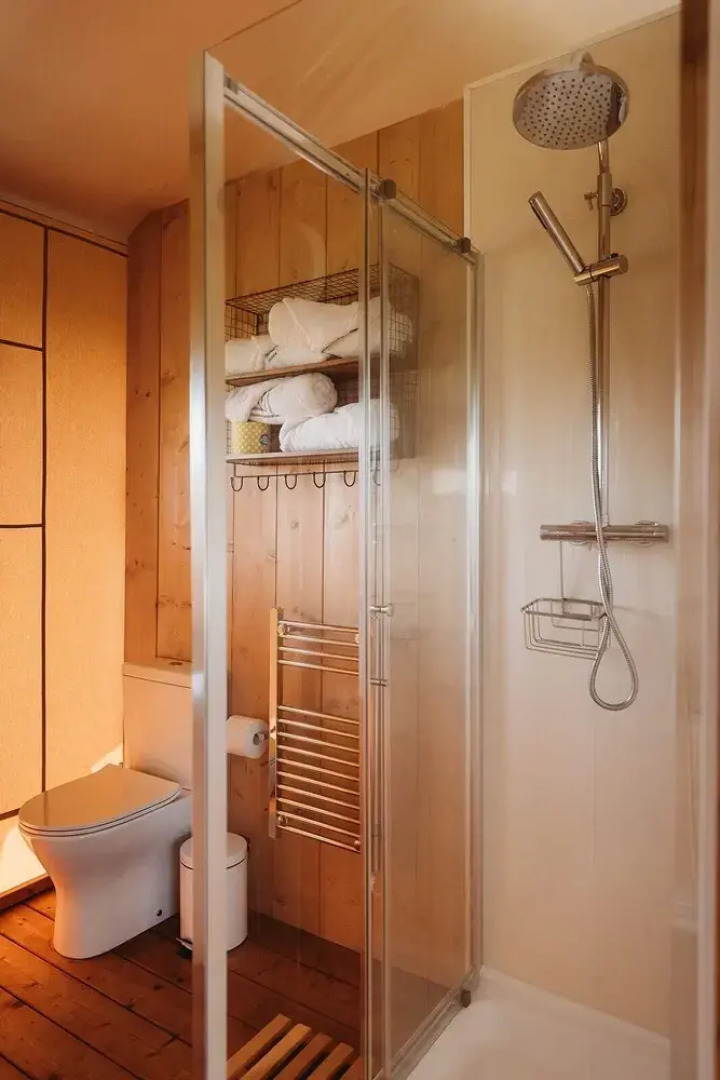 Fenland Retreats at Willow Grange Farm