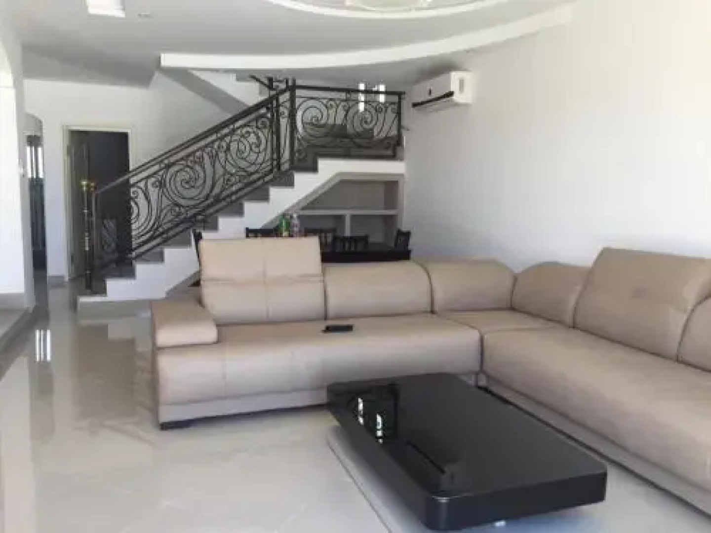 Belle Villa Avec Piscine sans vis a vis