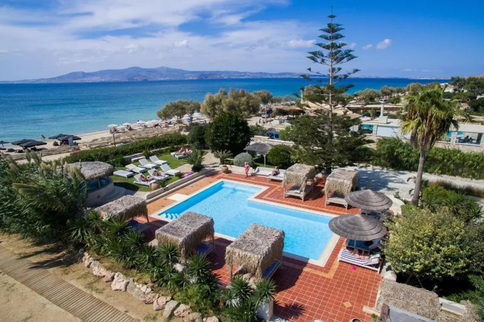Athina Studios & Suites