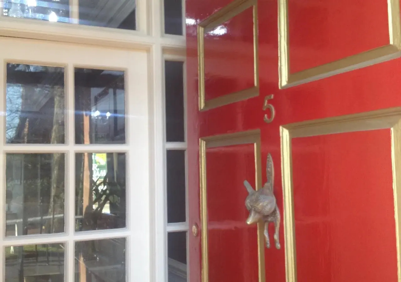 Sir William Fox Hotel