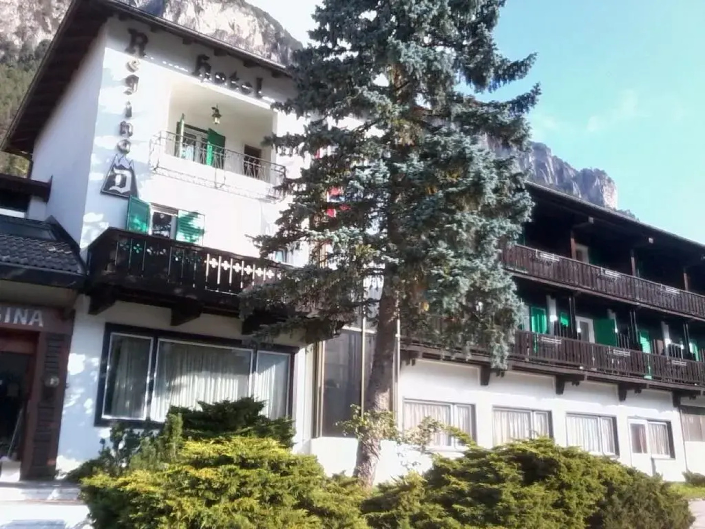 Hotel Regina Delle Dolomiti