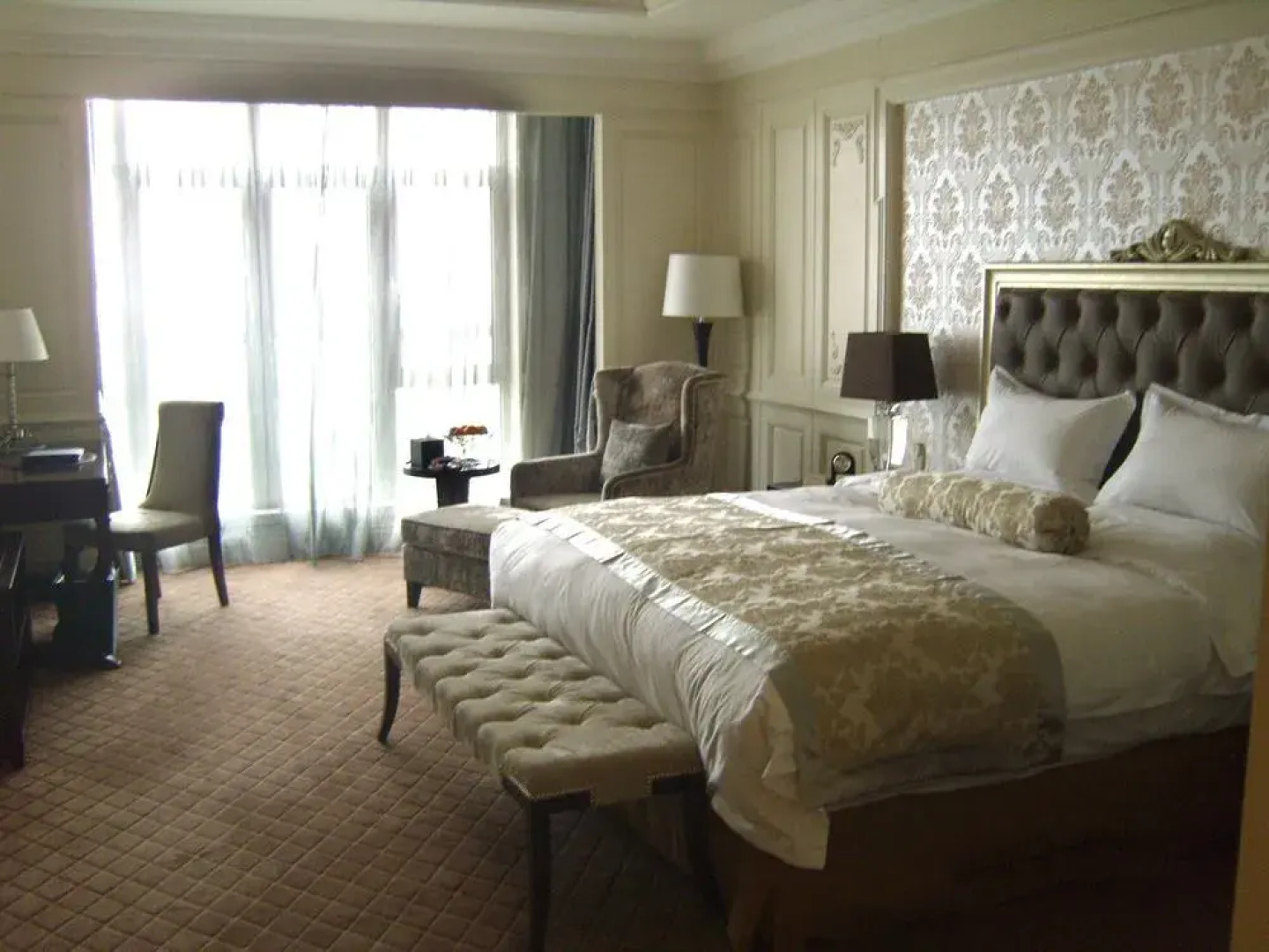 Ovation Three-Convalescence Hotel