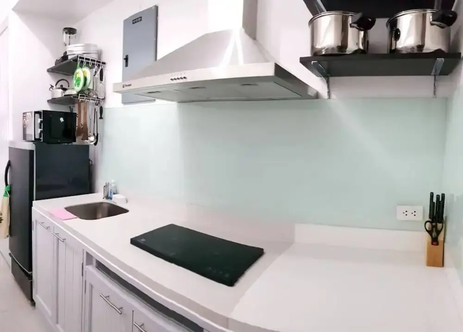 Beach Condos Pico de Loro Hamilo Coast