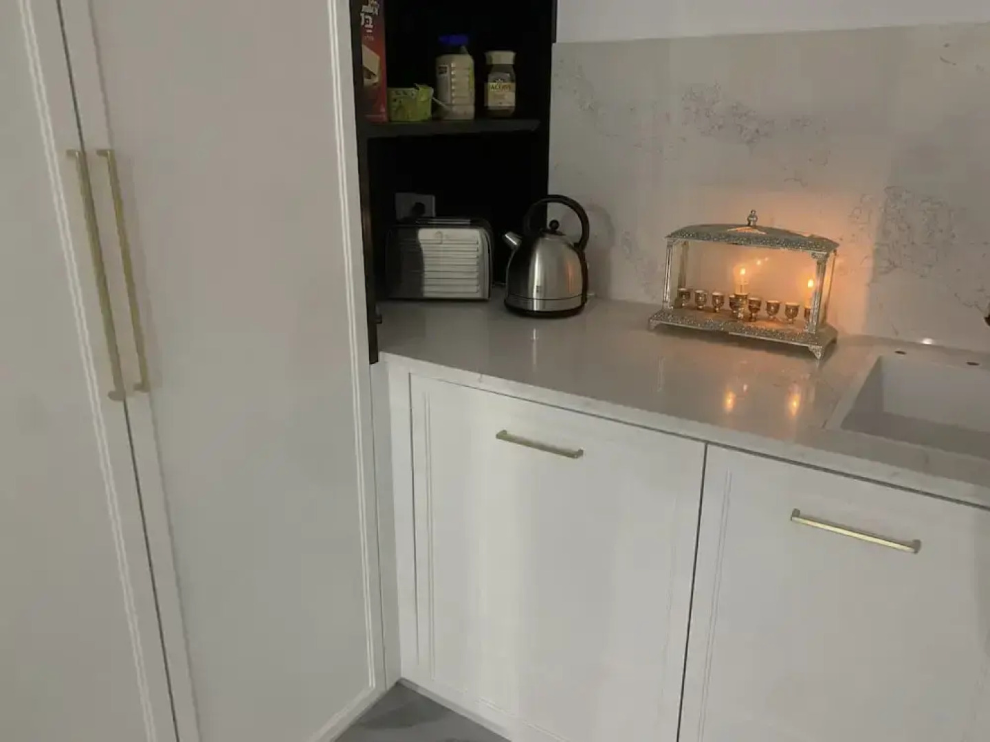 Prince Palace Hadera White Beach