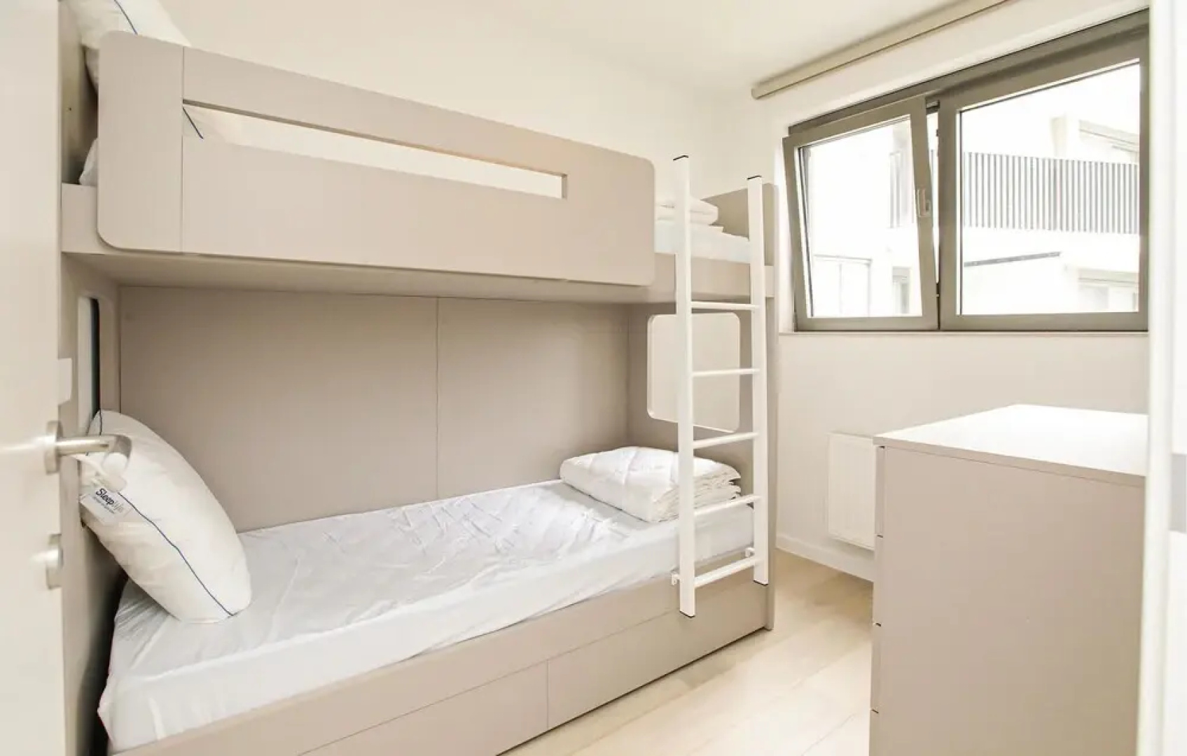 Nice Apartment in Oostende With Outdoor Swimming Pool, Wifi and 2 Bedrooms
