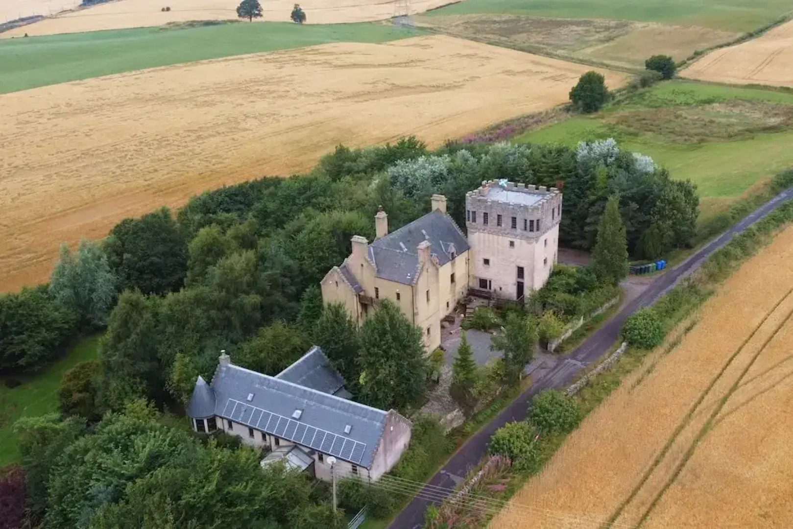 The Tower at Plane Castle - Sleeps 4 - Pets Ok