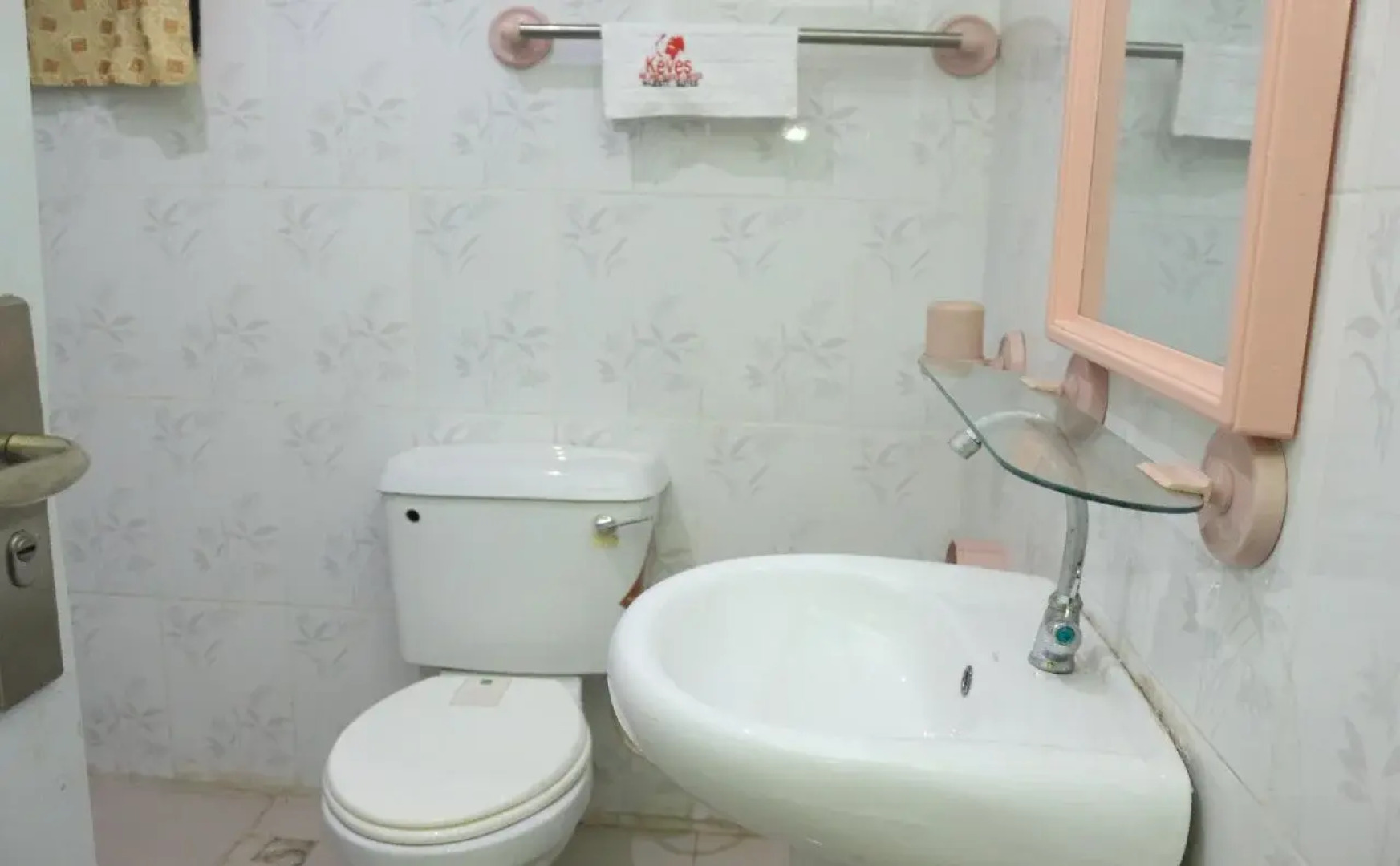 Keves Inn and Suites