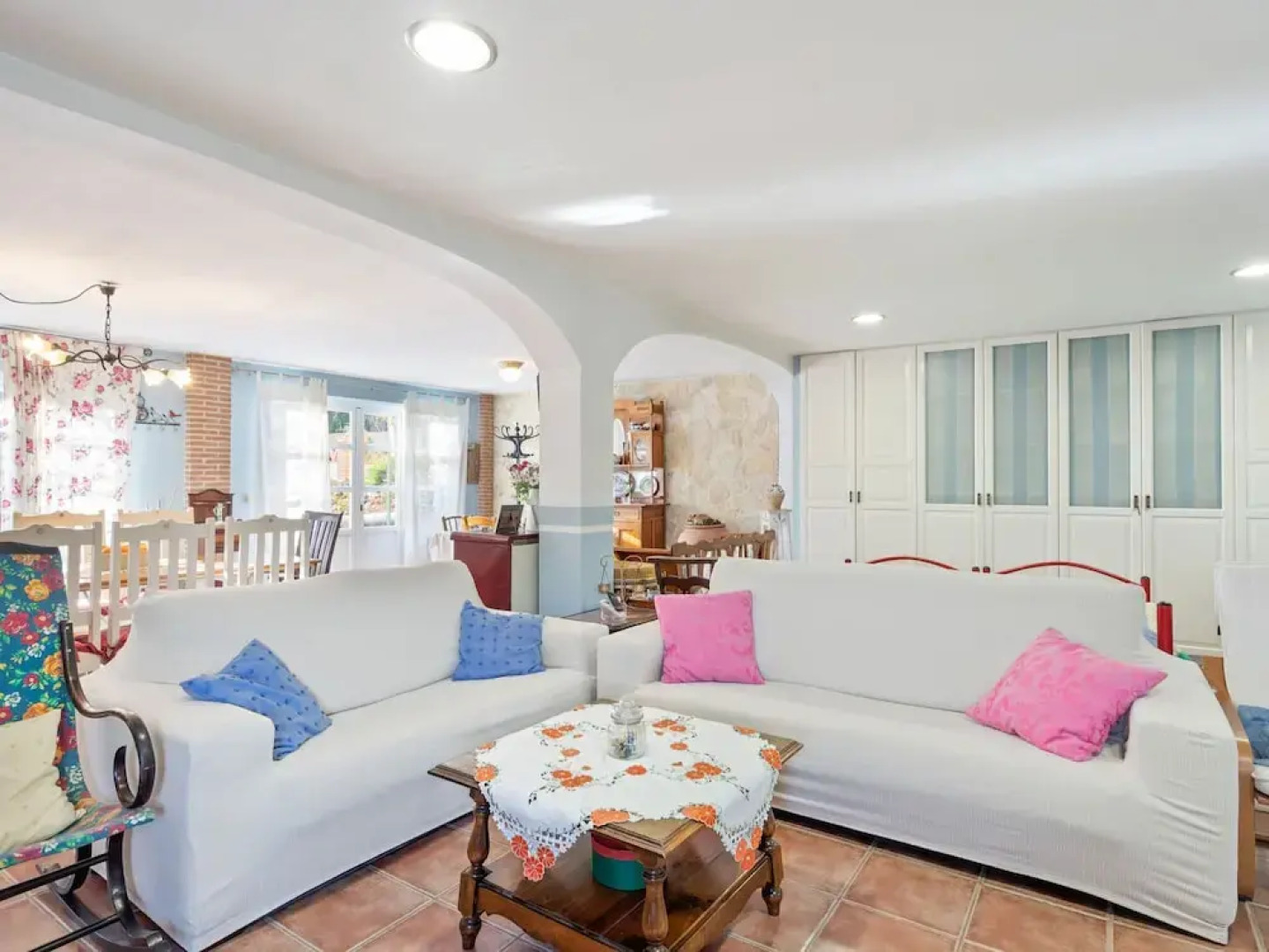 Lovely Chalet in Polop With Swimming Pool