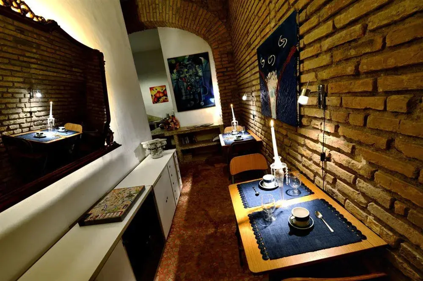 Caesar's Rooms