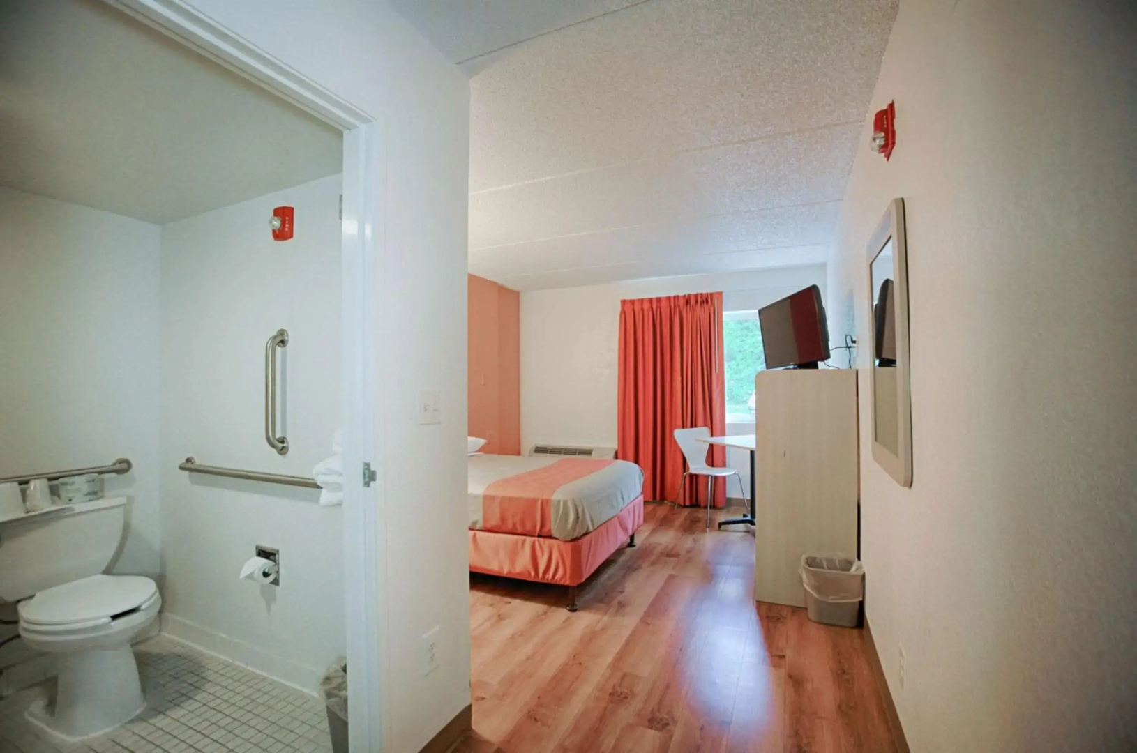Motel 6 Albany, NY