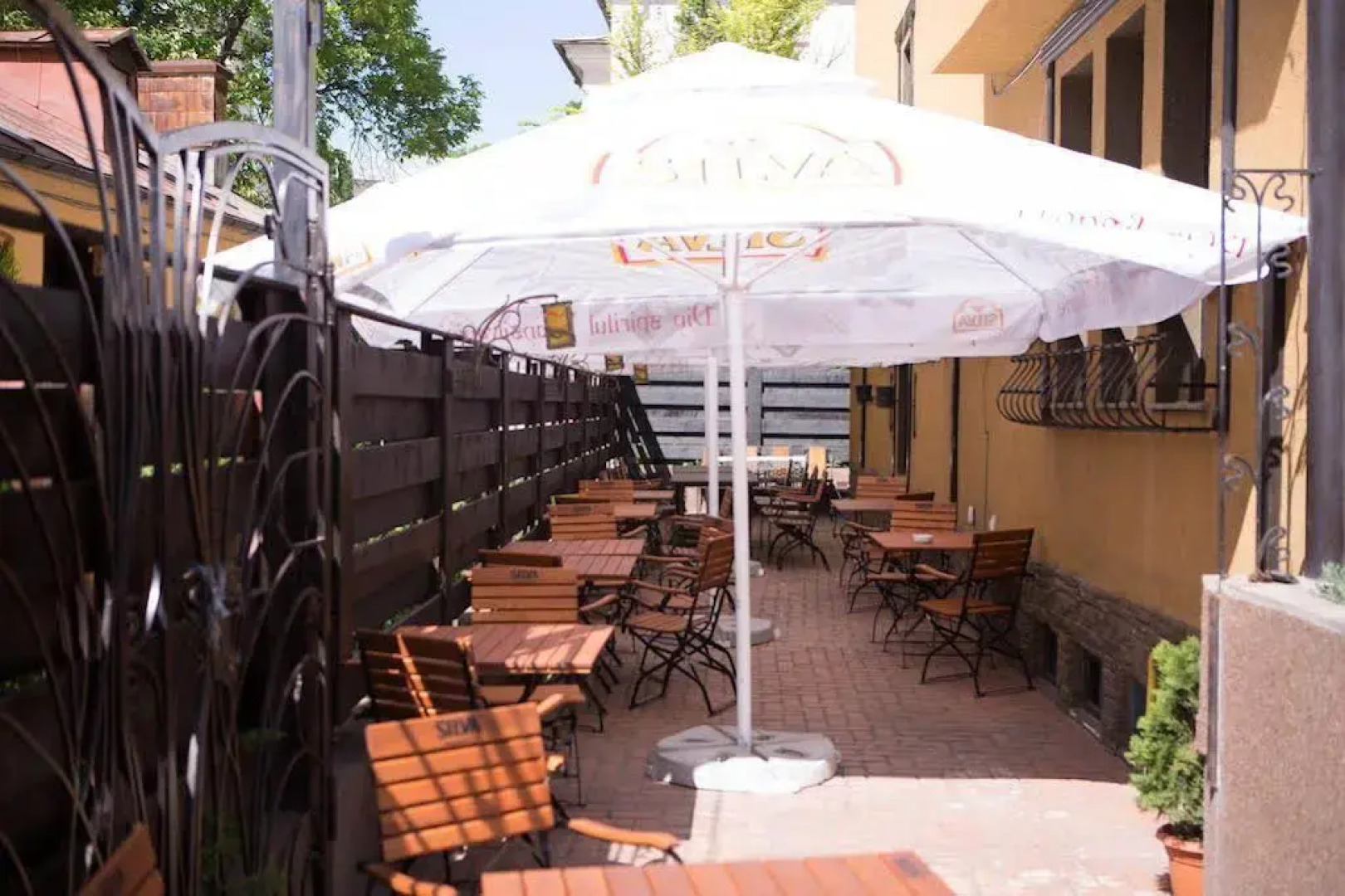 Lavric Bistro Pension