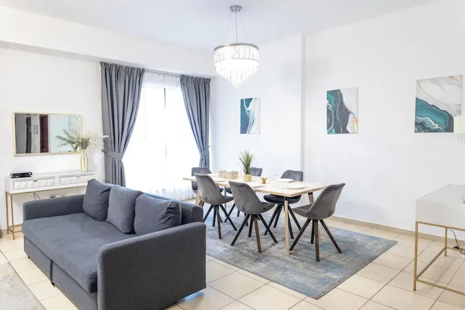 HAPPY SEASON | JBR Apartments