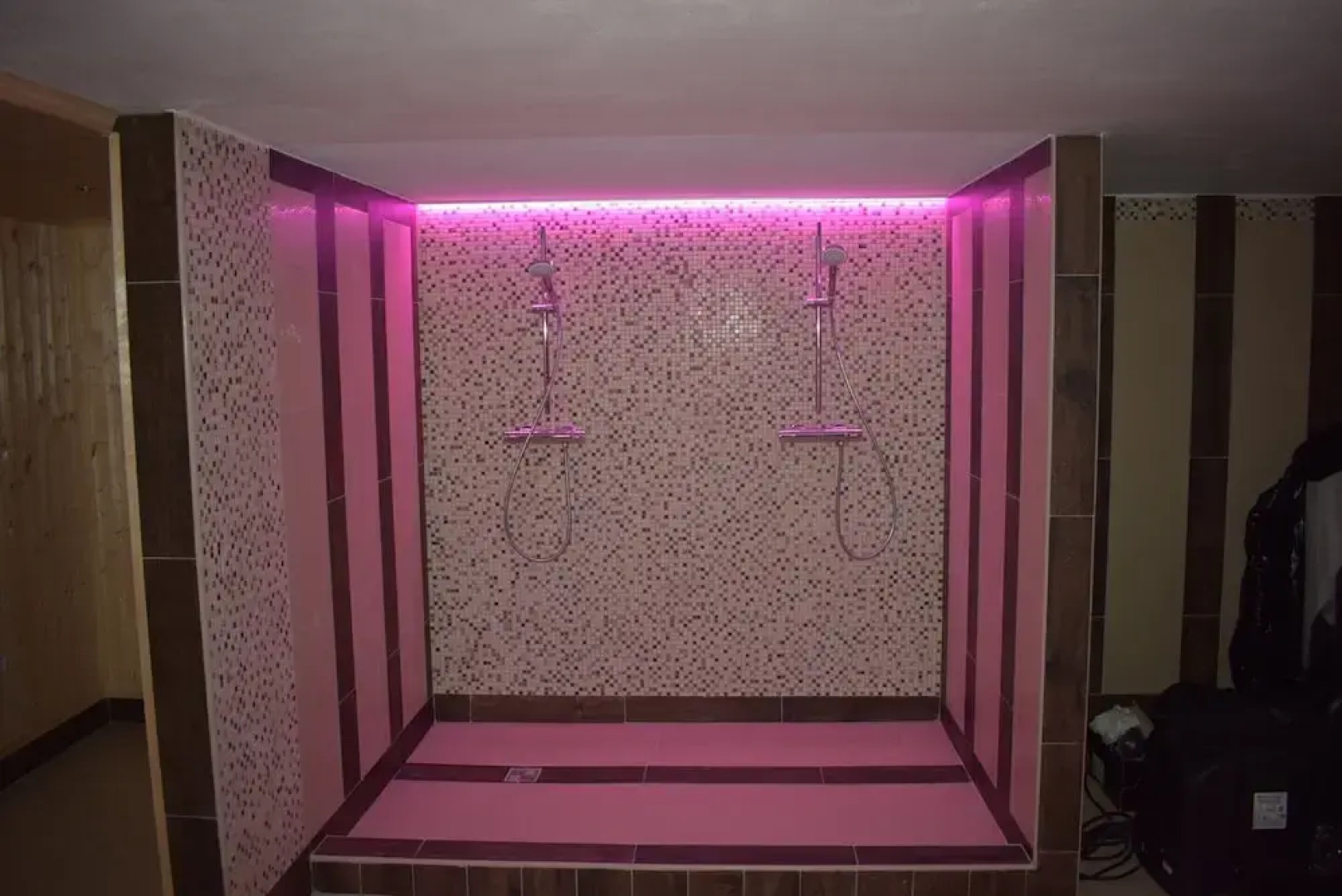 Villa in Lesany With Sauna and Jacuzzi