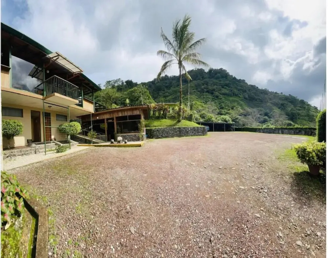 Hotel Tapanti Media De Orosi