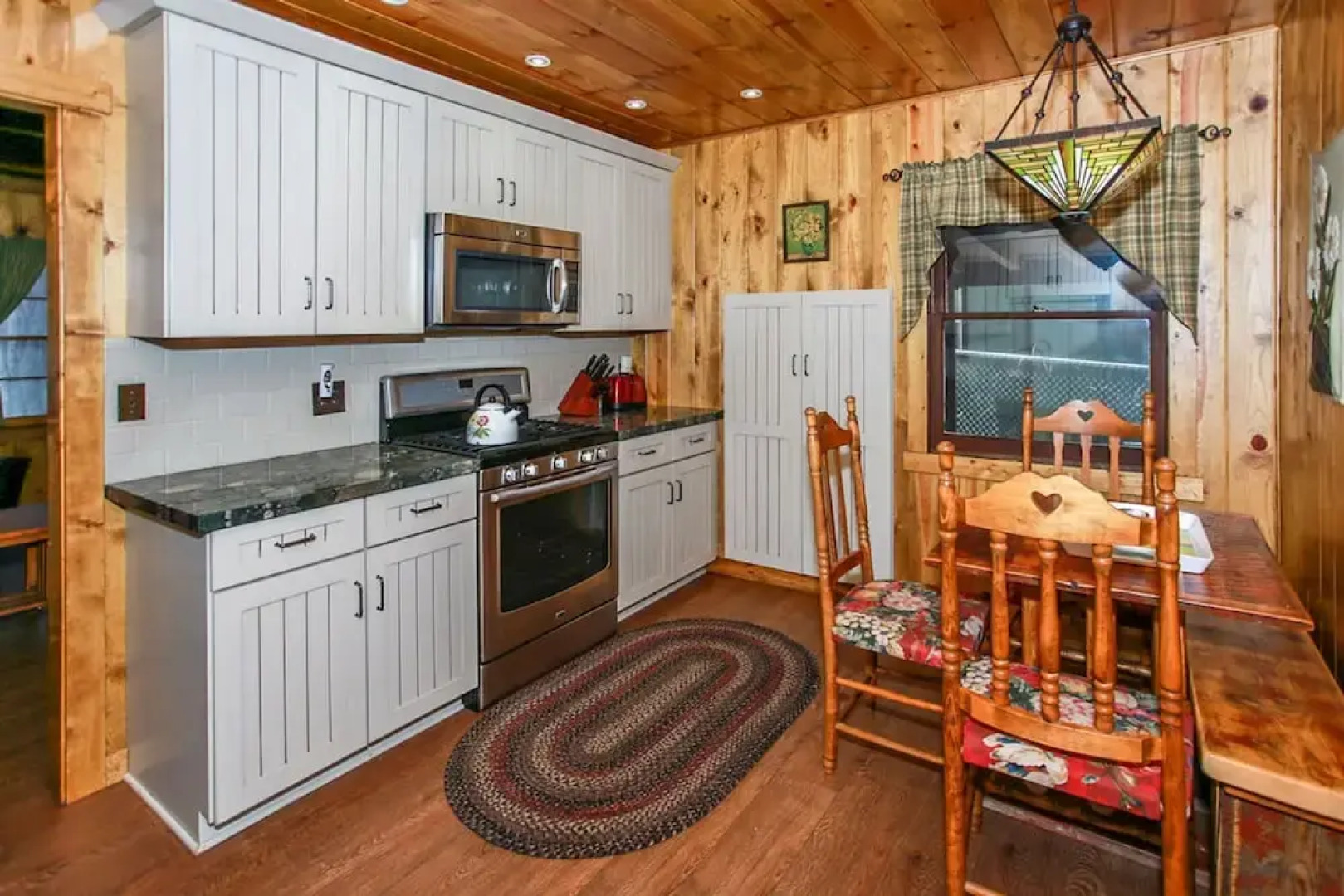 Abe's Amazing Cabin 1421 by RedAwning