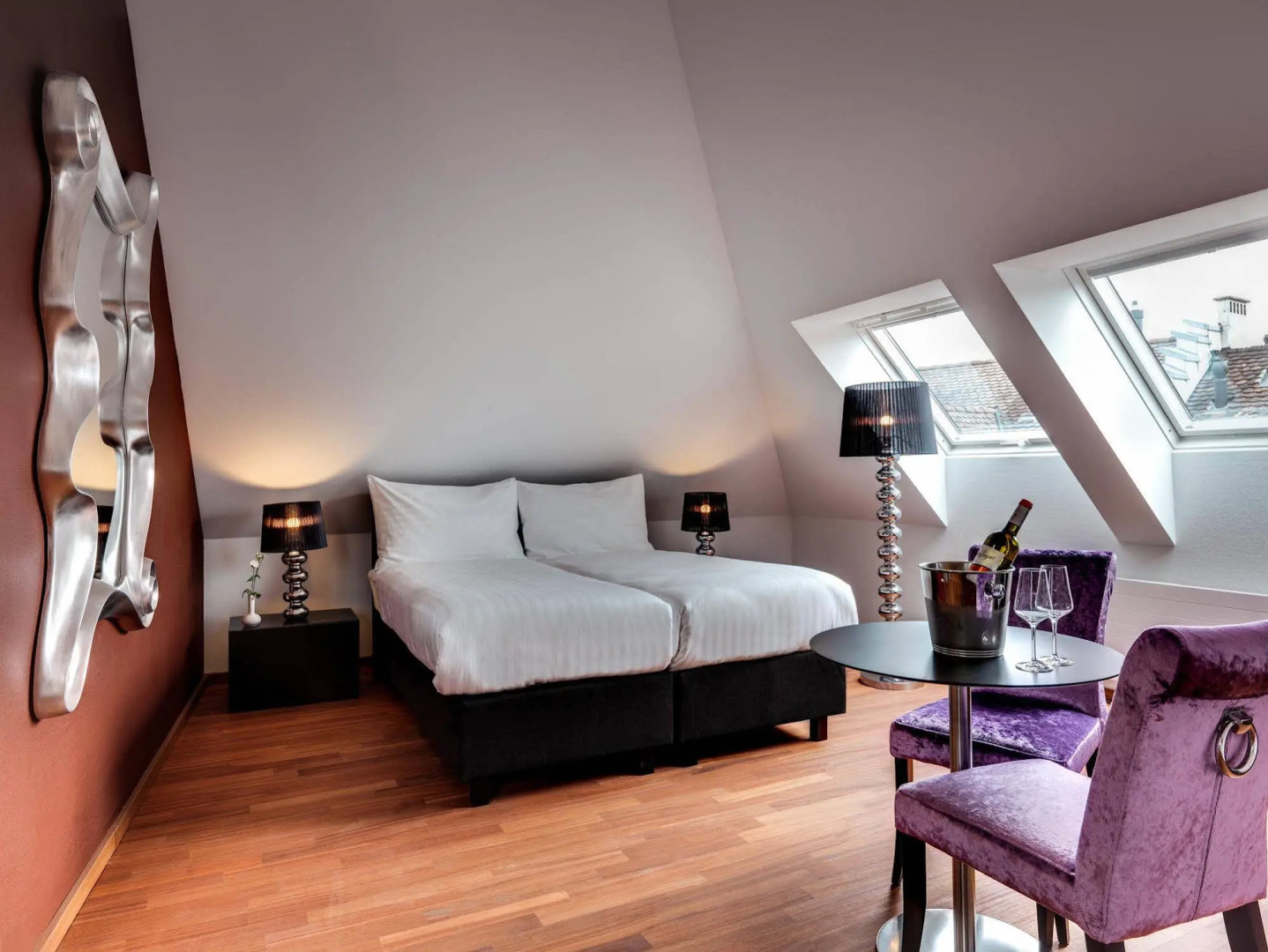 The Lubo - self check-in