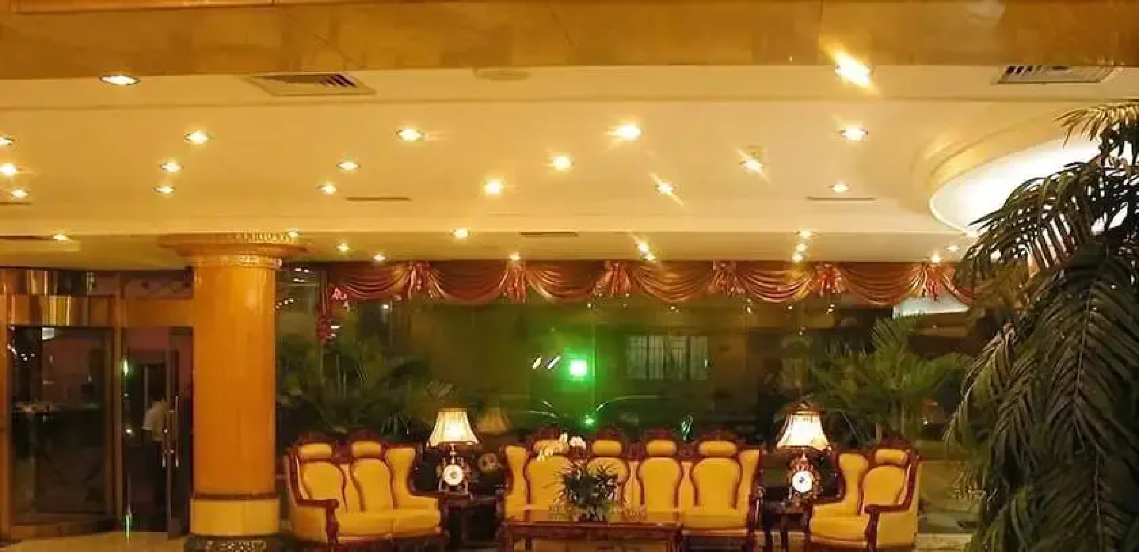 Hong Kong Hotel - Harbin