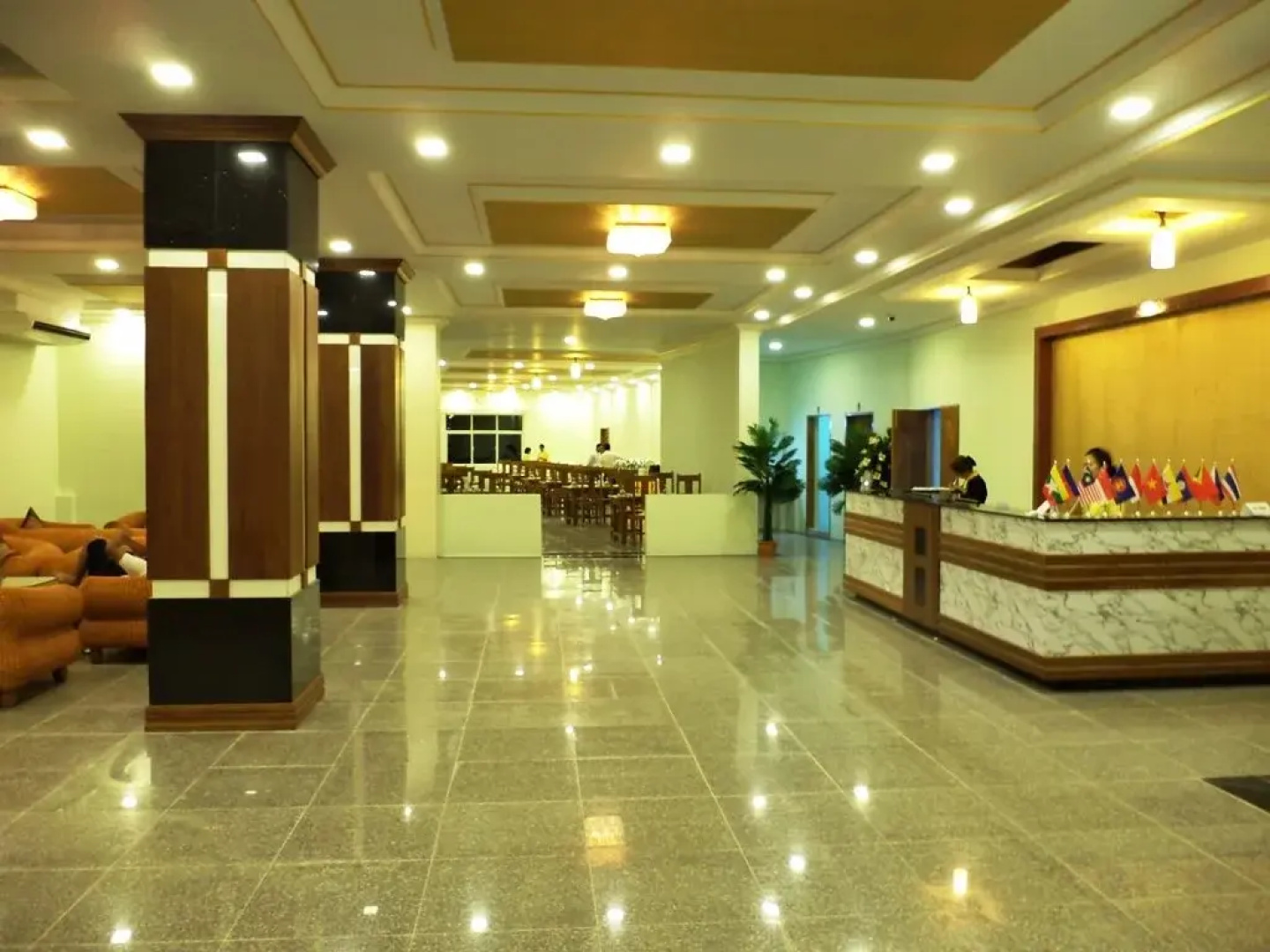 Jade Royal Hotel