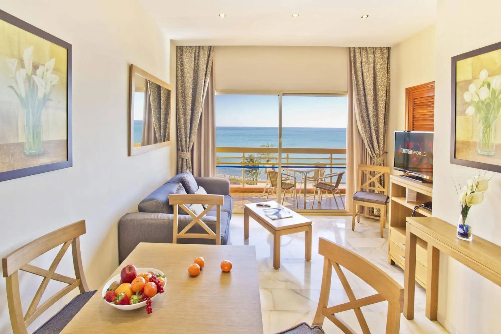 Sunset Beach Club Hotel Apartments