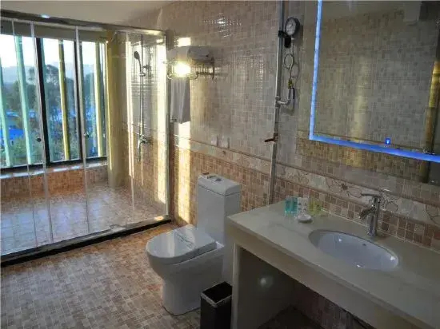 Jingyuege International Hotel