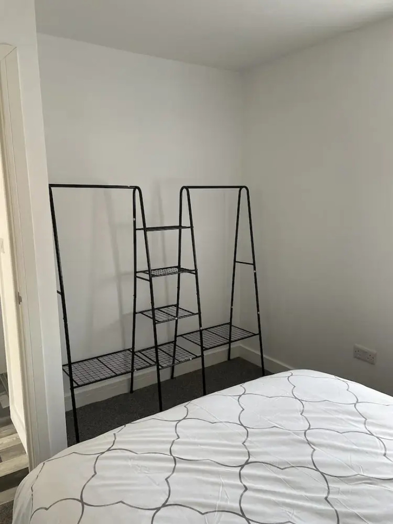 Impeccable 1-bed Apartment in Chesterfield