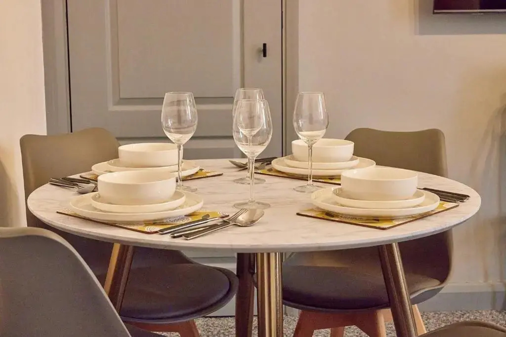 Iness House - Properties Unique