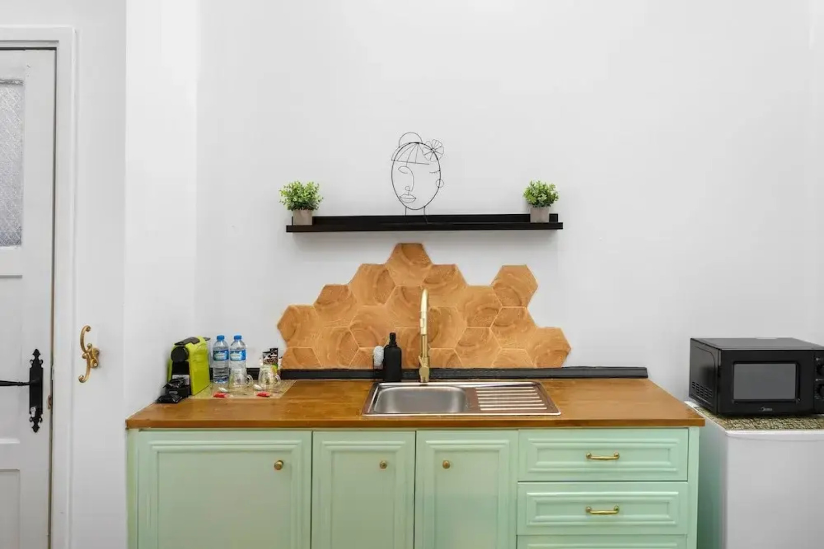 Helios Boutique Suites by La Finca Hotel