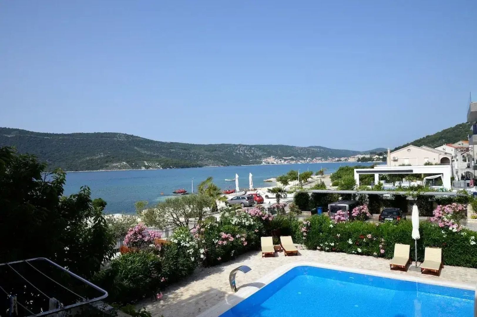 Bed & Breakfast by the Beach