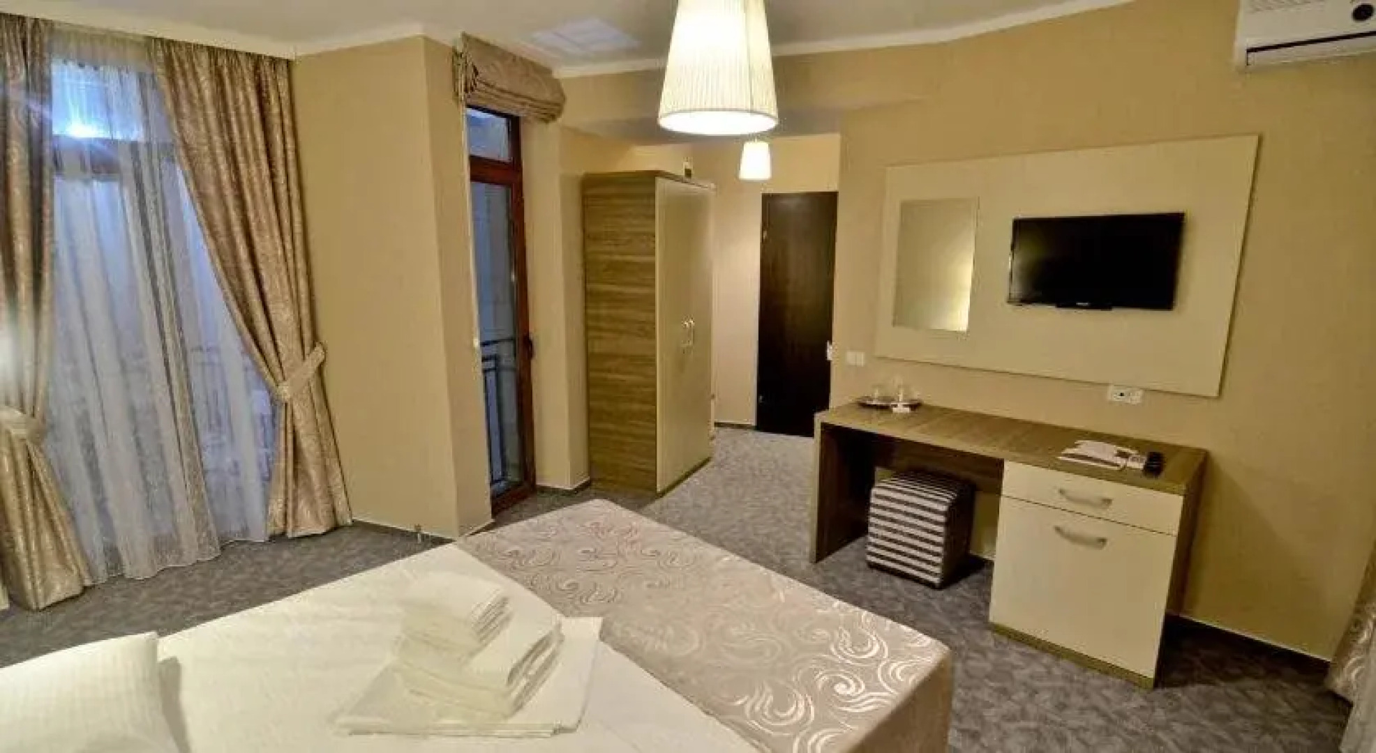 Lucas Boutique Hotel