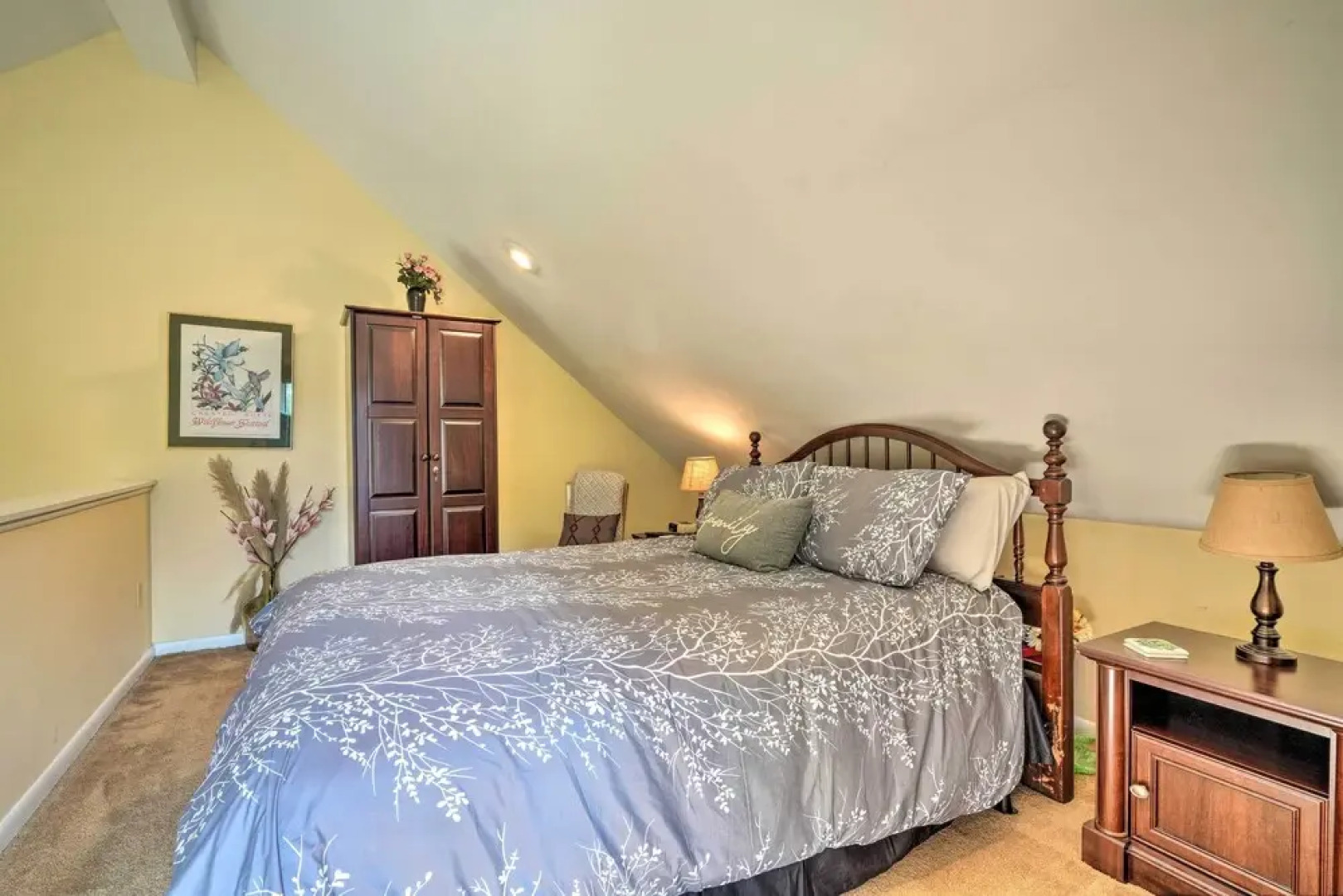 Townhome w/ Fireplace - Walk to Chairlift!