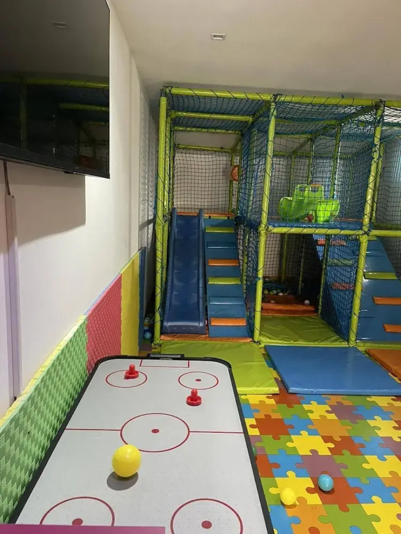 All Seasons Residence