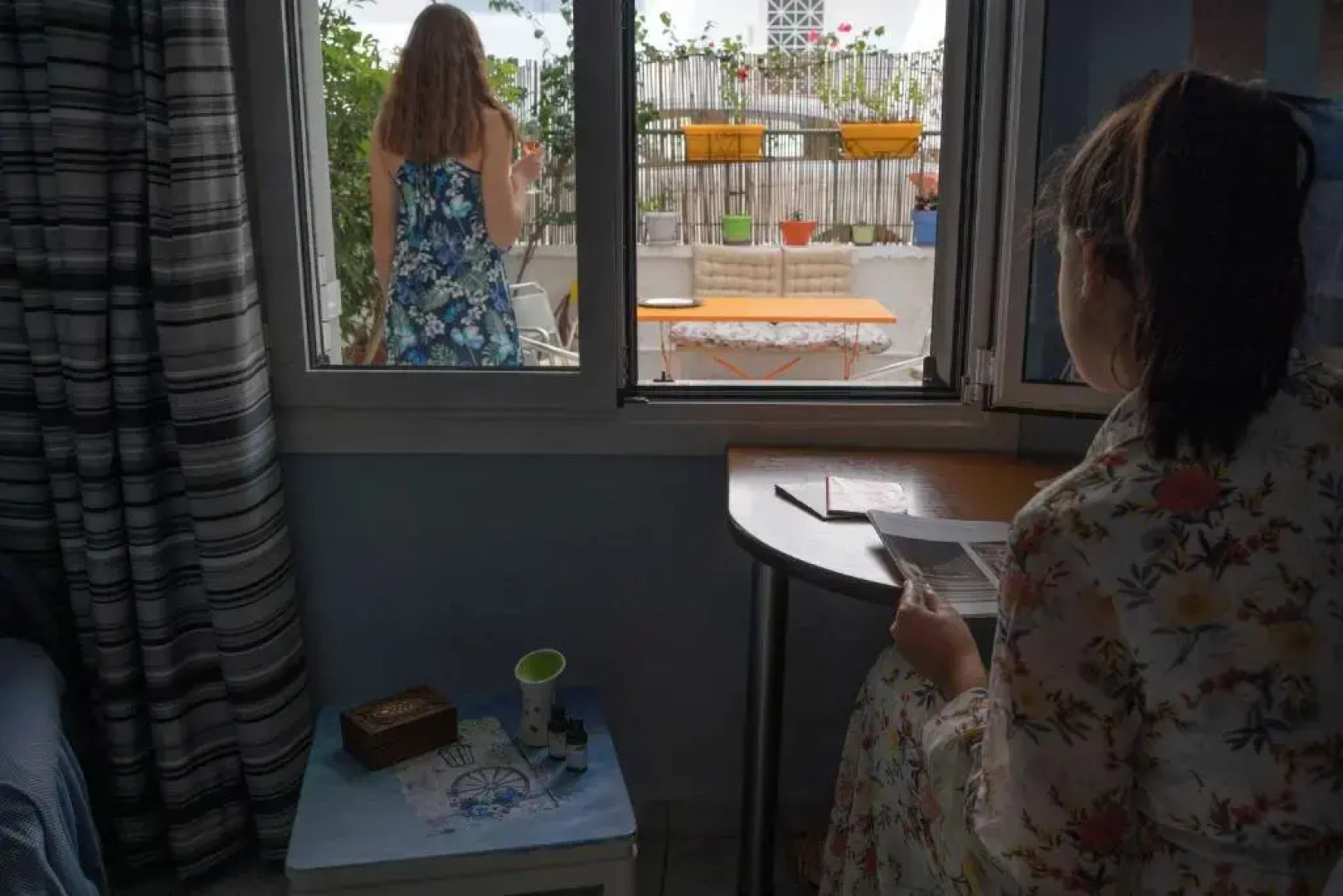 Casa Bonita, House with Private Entrance and Garden, between center and sea