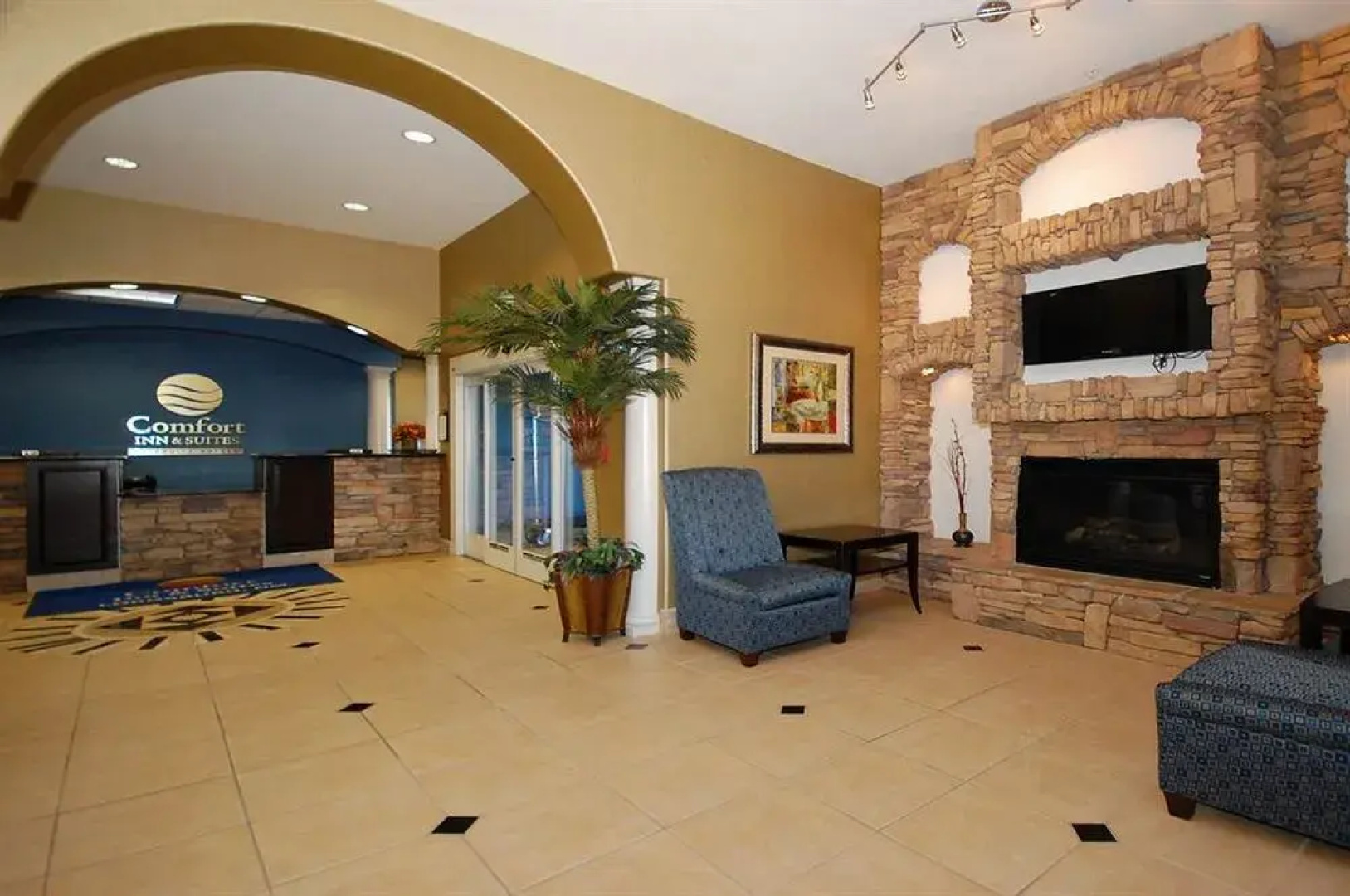Comfort Inn & Suites