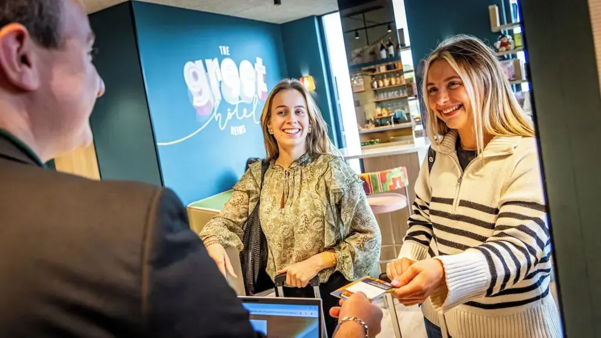 greet Hotel Reims Tinqueux