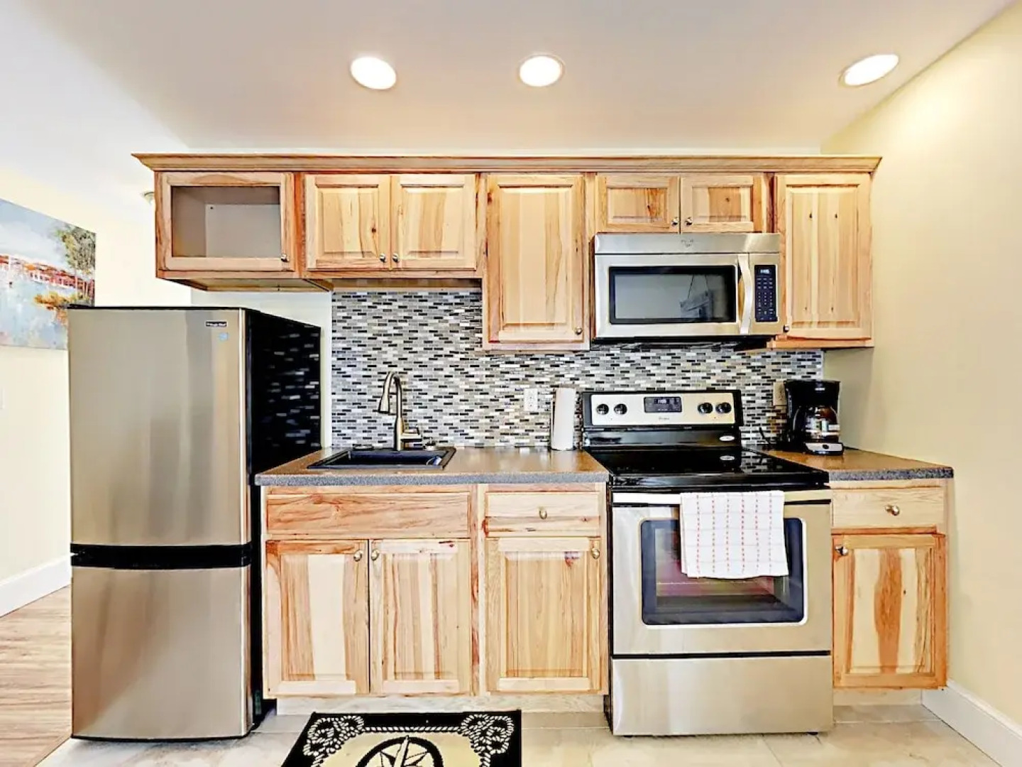 New 1br  W/ Water-view Deck 1 Bedroom Condo