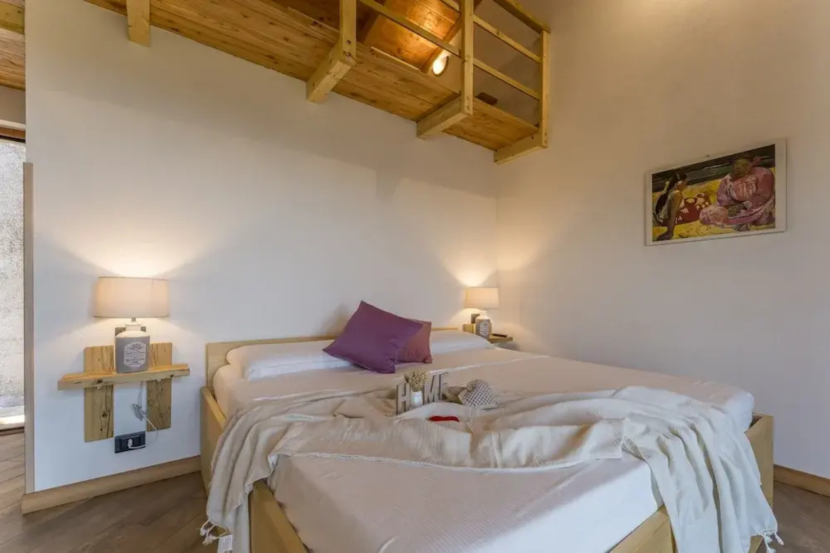 Casa Aurora in Genova