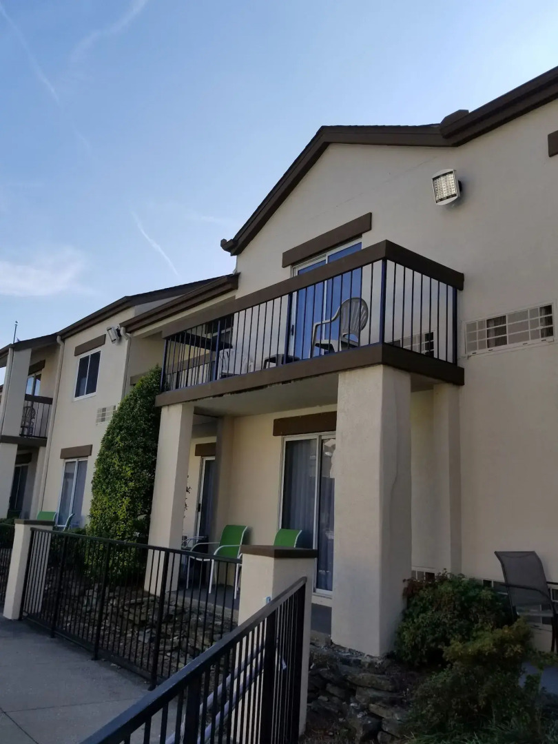 Club - Hotel Nashville Inn & Suites