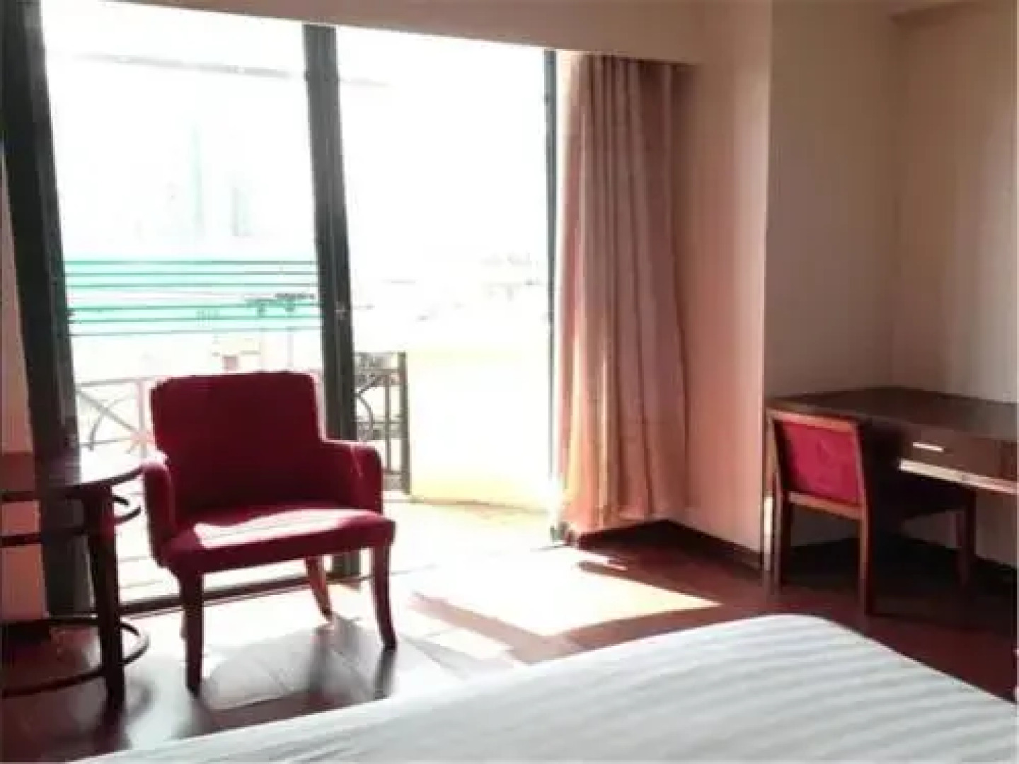Modern Shijia Chain Hotel Baolong