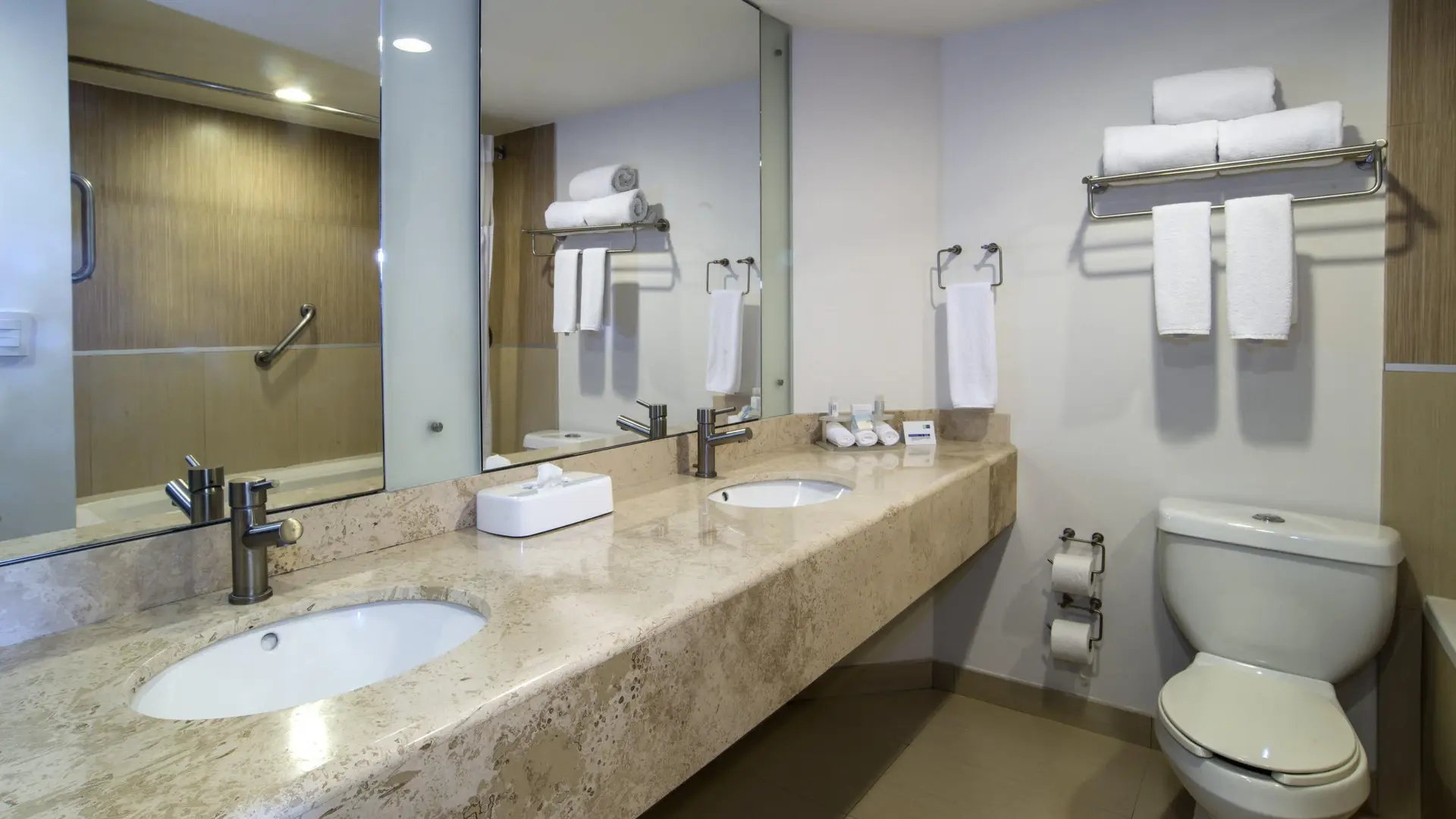 Holiday Inn Express Guaymas