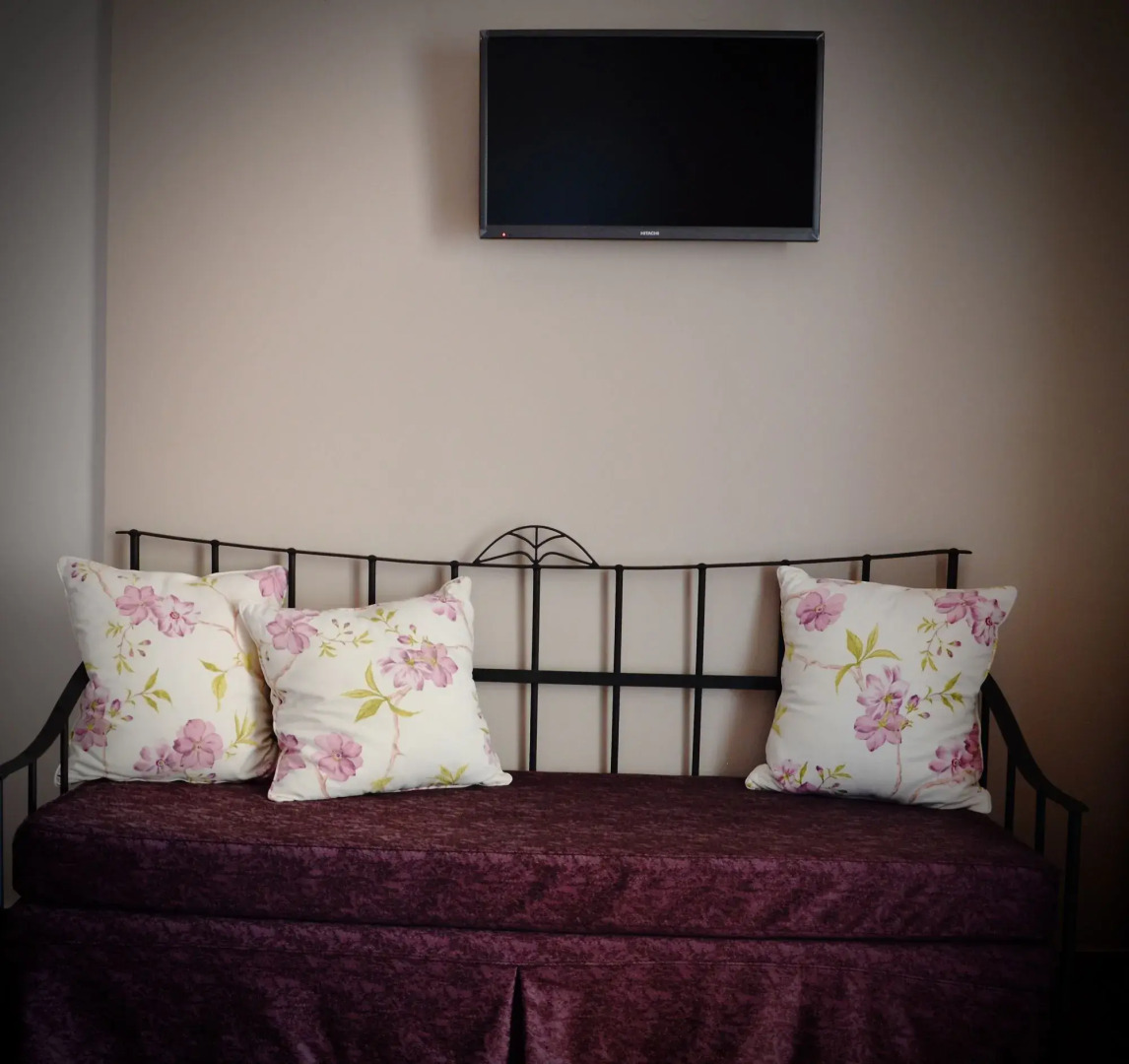 Diamond Palace Apartments