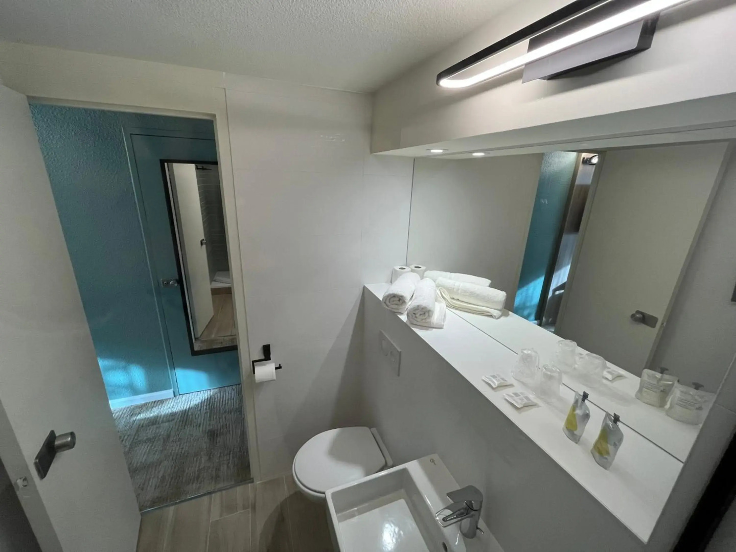 Kyriad Marseille - Vitrolles Aéroport