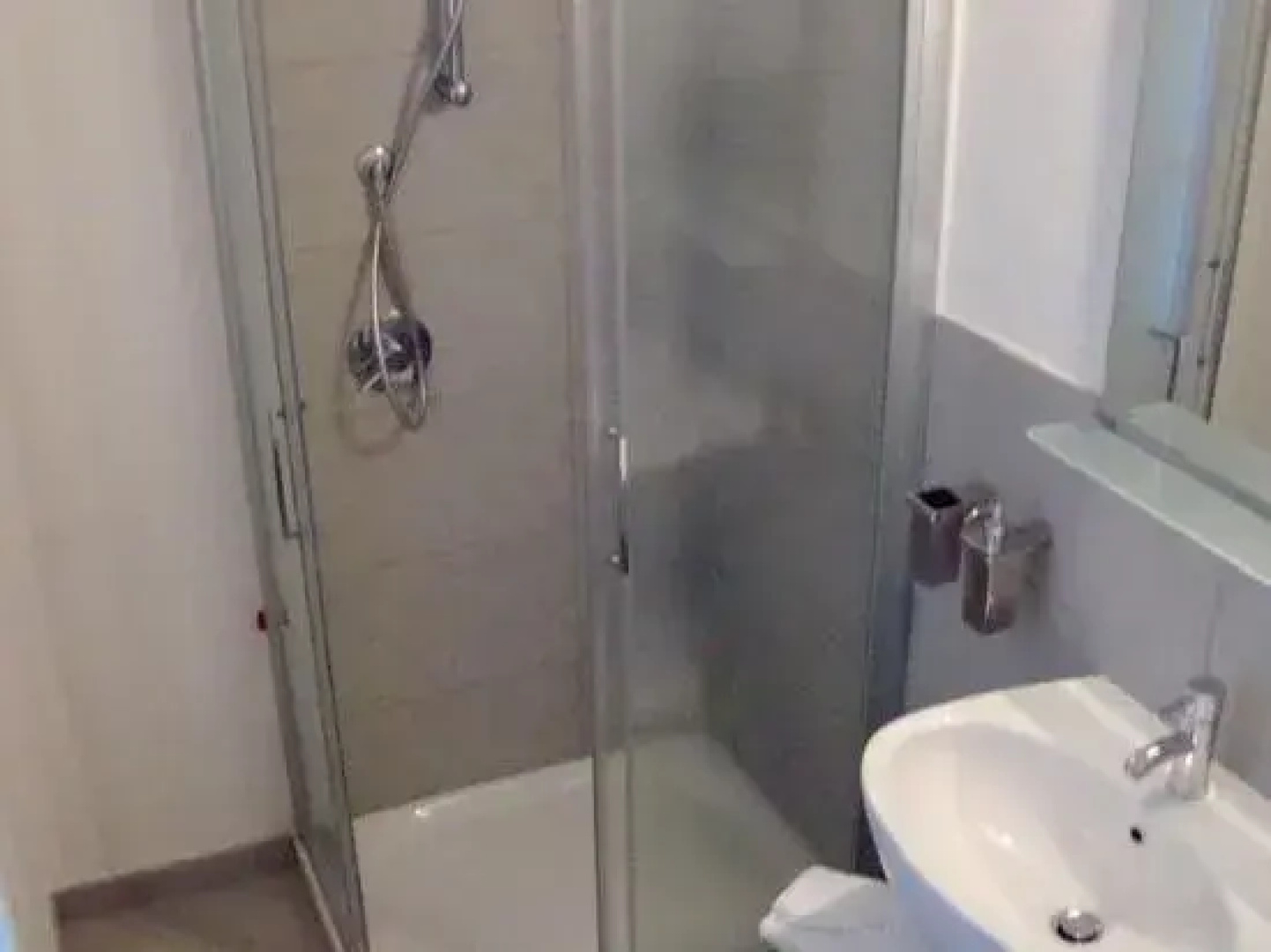 Iride Guest House