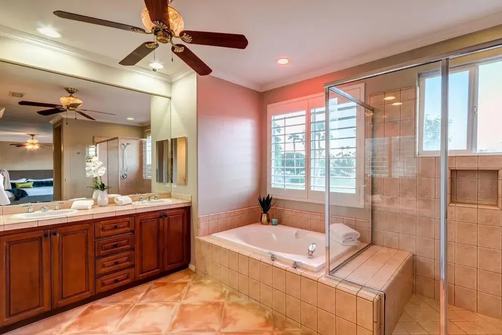 Palm Grove by AvantStay | 15mins From Coachella - Desert Villa - Sleeps 14