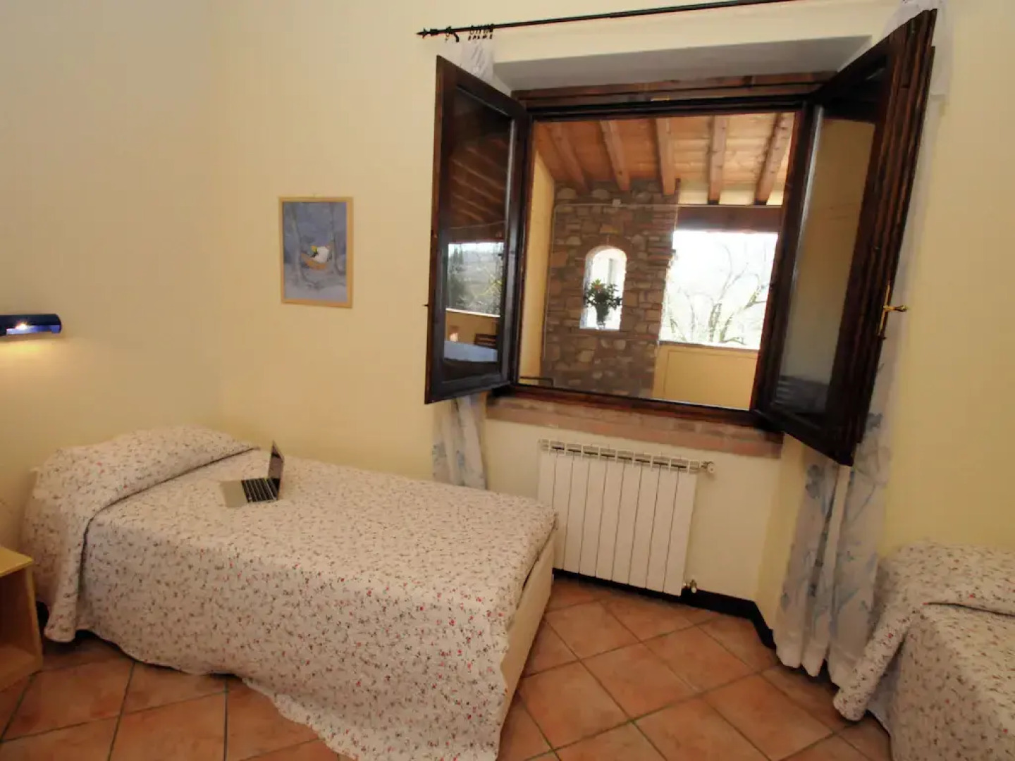 Apartment in the Franciacorta, with private balcony and shared swimming pool