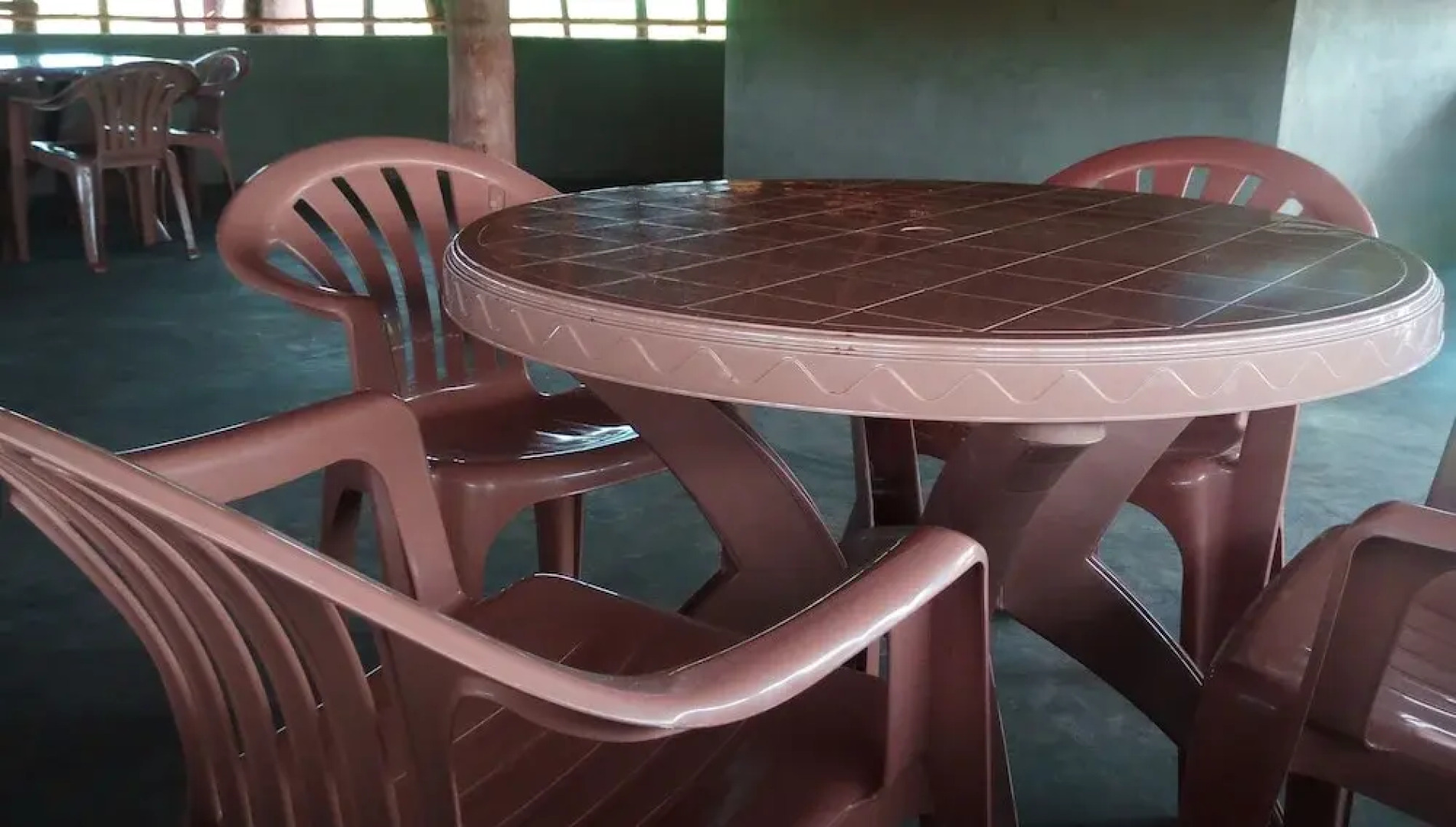 Grassroots Cottages & Tours