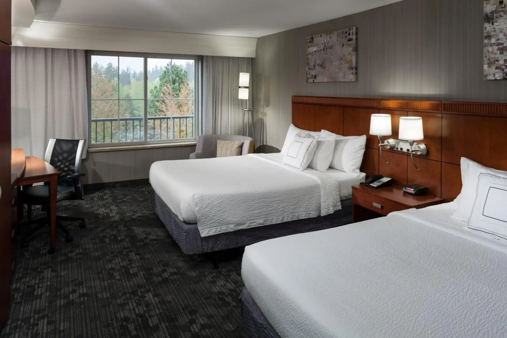 Courtyard by Marriott Santa Clarita Valencia