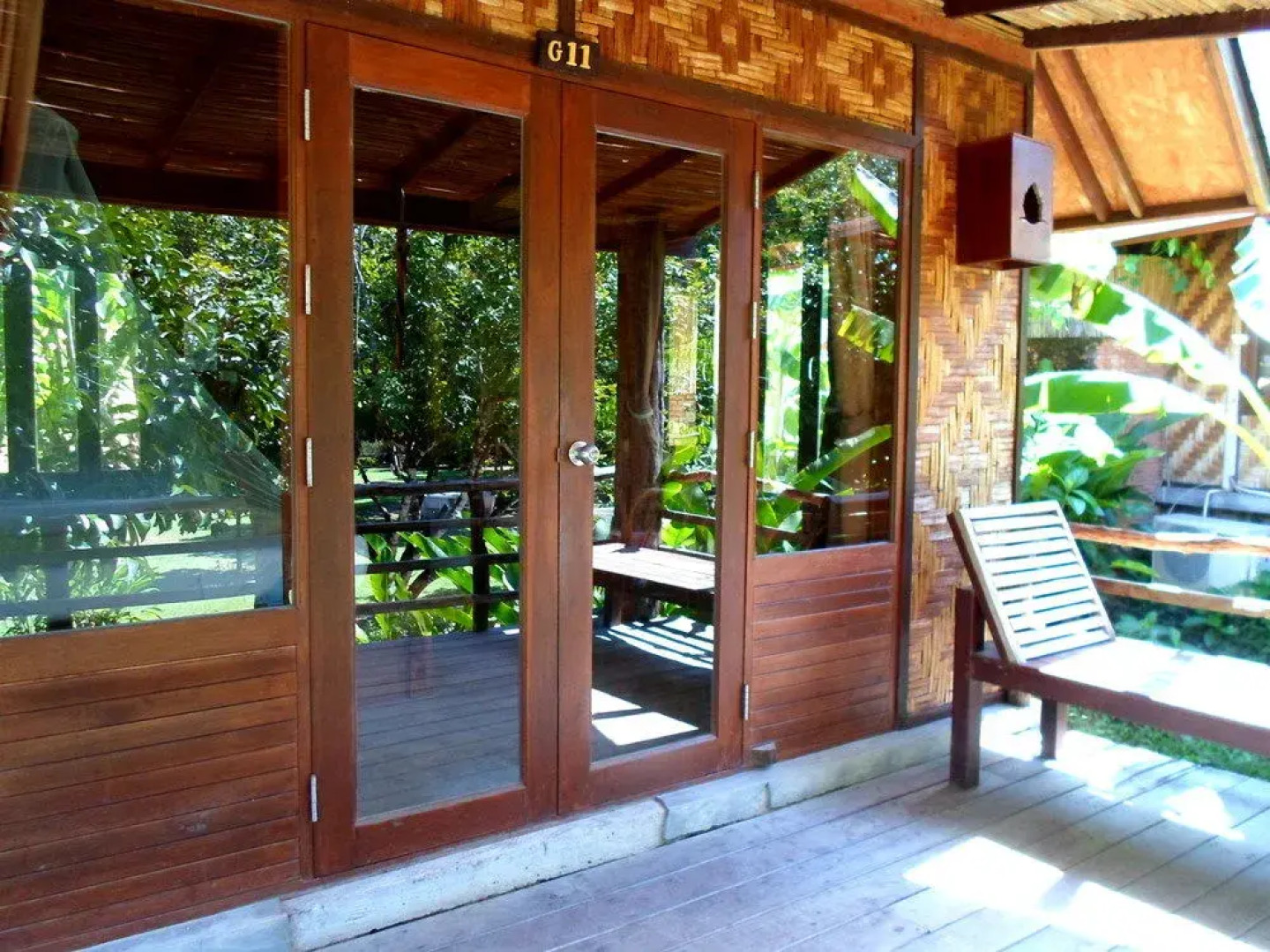 The Cliff and River Jungle Resort