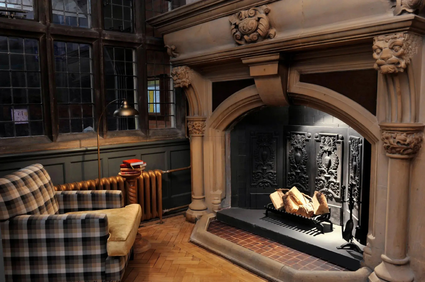 The Crown Manor House Hotel