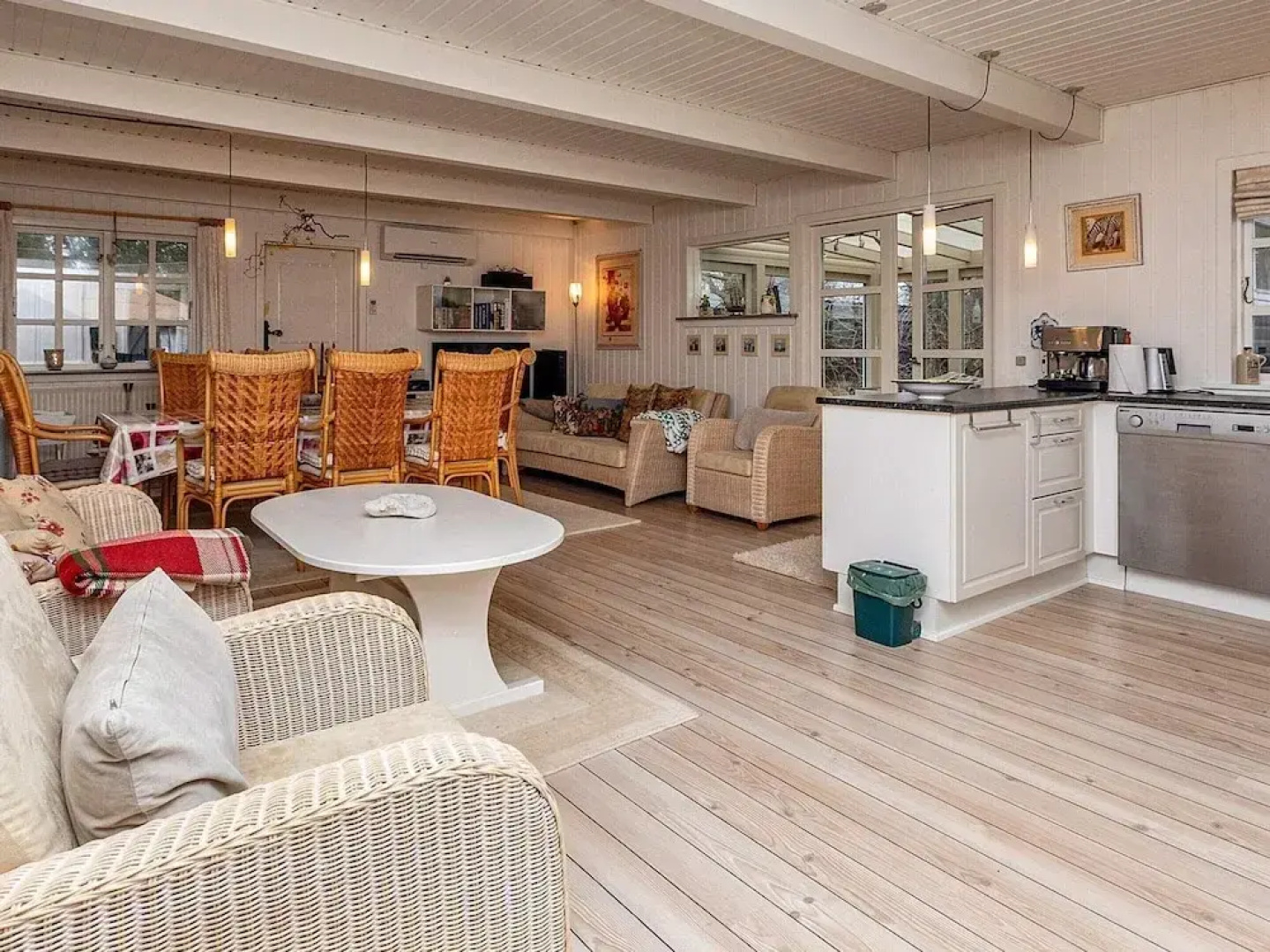 6 Person Holiday Home in Thyholm